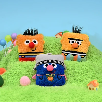 Gambar Reese Sesame Street Gantungan Kunci Boneka Mini Random