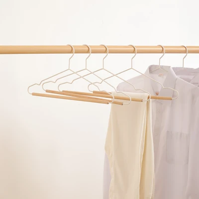 Gambar Stora Hanger Baju Basic Dengan Bar Kayu 42 cm Set 3 pcs - Putih Ivory