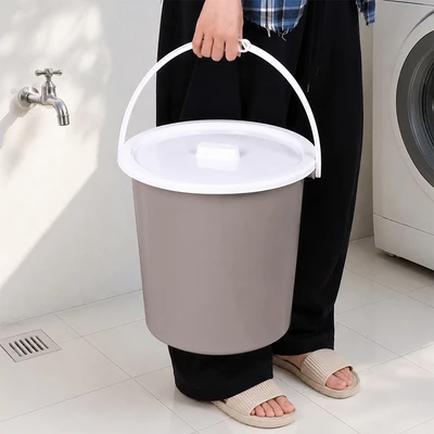 Gambar Selma Marilyn Ember Plastik Dengan Tutup 24 Liter - Krem Beige
