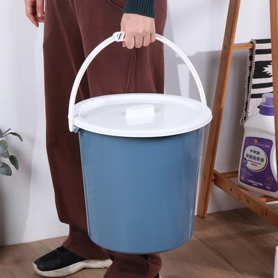 Gambar Selma Marilyn Ember Plastik Dengan Tutup 24 Liter - Navy