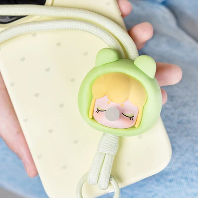 Gambar Rolife Nanci Fluffy Gantungan Handphone Random