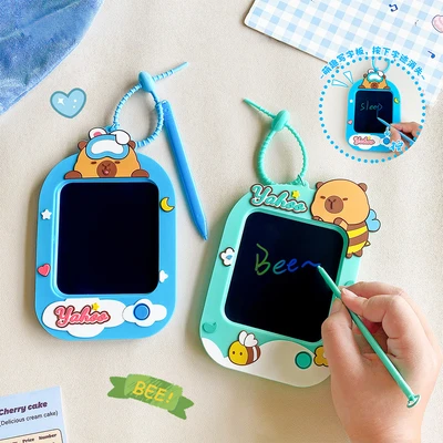 Gambar Kiddy Fun Gantungan Kunci Handrope Capybara Draw Board Random
