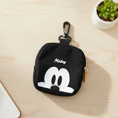Gambar Disney Pouch Mickey Square - Hitam