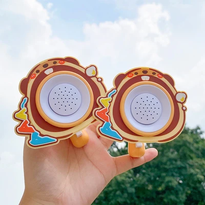Gambar Kiddy Fun Gantungan Kunci Handrope Groundhog Shout Horn Random