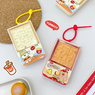 Gambar Kiddy Fun Gantungan Kunci Hamburger Suspension Maze Random