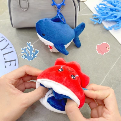 Gambar Kiddy Fun Gantungan Kunci Boneka Ocean Adventure Dolflip Shark - Biru/merah
