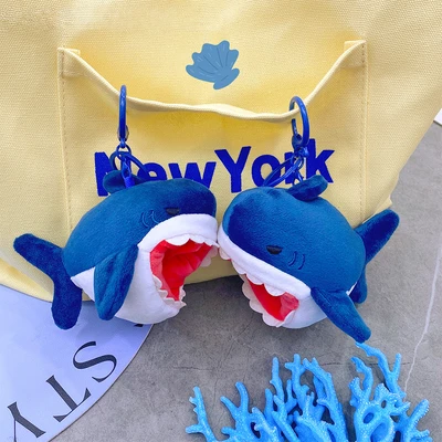 Gambar Kiddy Fun Gantungan Kunci Boneka Ocean Adventure Dolflip Shark - Biru/merah