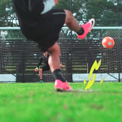 Gambar Paso Bola Sepak Ukuran 4 - Oranye/putih