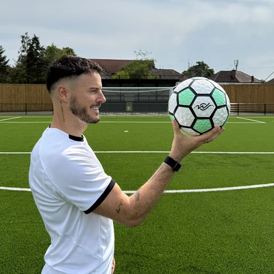 Gambar Paso Bola Sepak Ukuran 4 - Hijau Mint/putih