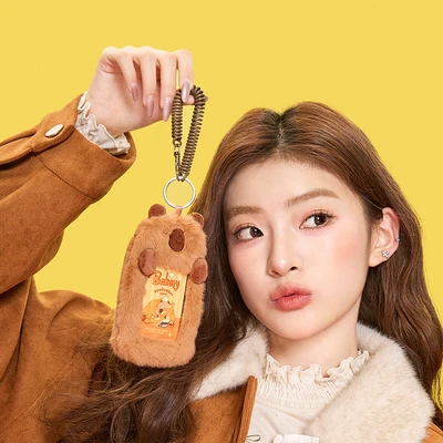 Gambar Tuntunzai ID Card Holder Capybara Fun - Cokelat