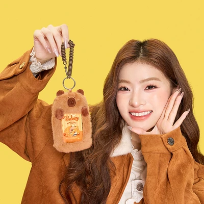 Gambar Tuntunzai ID Card Holder Capybara Fun - Cokelat
