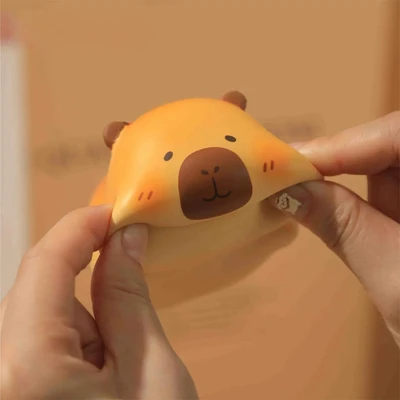 Gambar Tuntunzai Bakery Squishy Capybara - Cokelat