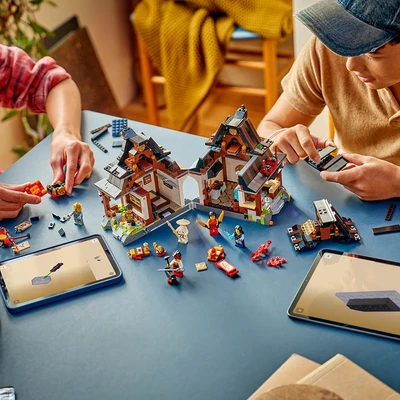 Gambar LEGO Ninjago Four Weapons Blacksmith 15th Anniversary Set 1259 Pcs 71858 - Mix