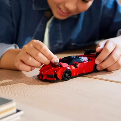 Gambar LEGO Speed Champions Ferrari Sf90 Xx Stradale Sports Car Set 339 Pcs 77254 - Merah