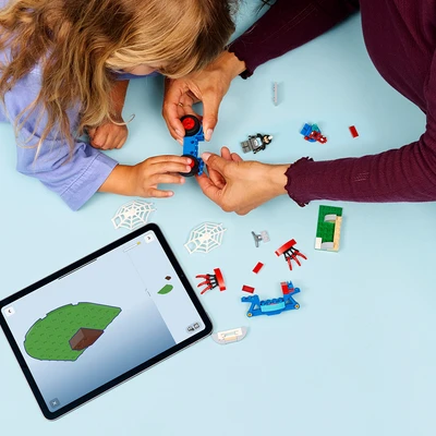 Gambar LEGO Marvel Spidey On His Motorcycle Vs Rhino Set 61 Pcs 11206 - Mix