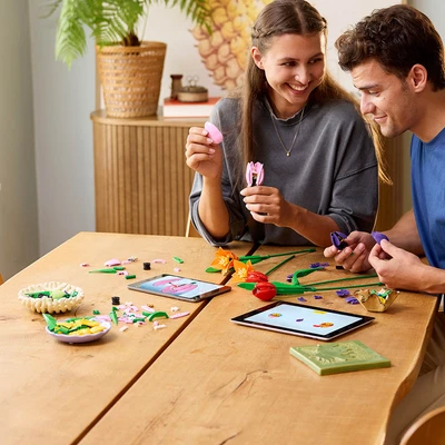 Gambar LEGO Botanicals Tulip Bouquet Set 576 Pcs 11501 - Mix