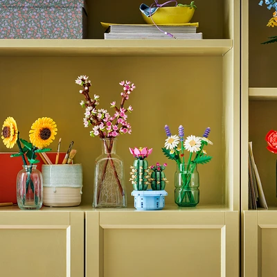 Gambar LEGO Botanicals Daisies Set 133 Pcs 11508 - Mix