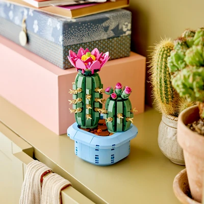 Gambar LEGO Botanicals Flowering Cactus  Set 482 Pcs 11509 - Mix