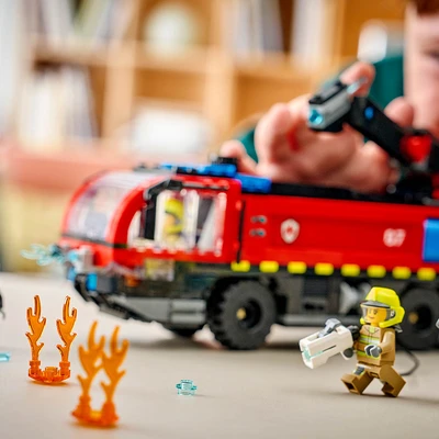 Gambar LEGO City Airport Fire Truck Set 691 Pcs 60499 - Mix