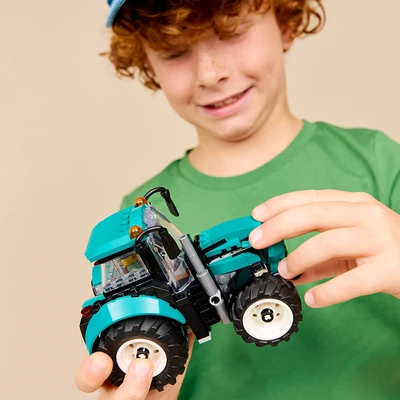 Gambar LEGO City Tractor Set 204 Pcs 60498 - Hijau