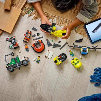 Gambar LEGO City Airplane Service Truck & Hovecraft Remix Set 990 Pcs 60505 - Mix