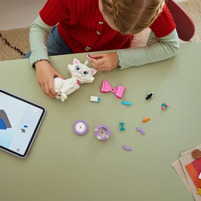 Gambar LEGO Disney The Aristocats Adorable Marie Set 369 Pcs 43286 - Putih