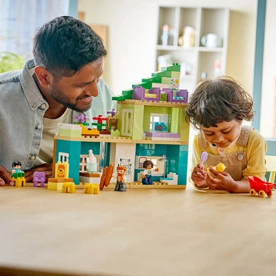 Gambar LEGO Duplo 3 In 1 Modern Family House & Figures Set 166 Pcs 10470 - Mix