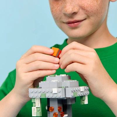 Gambar LEGO Minecraft The Pale Garden Set 243 Pcs 21586 - Mix