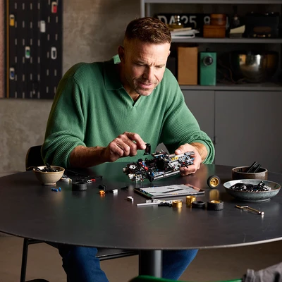 Gambar LEGO Technic 1996 Ford Gt40 Mk Ii Set 793 Pcs 42223 - Hitam