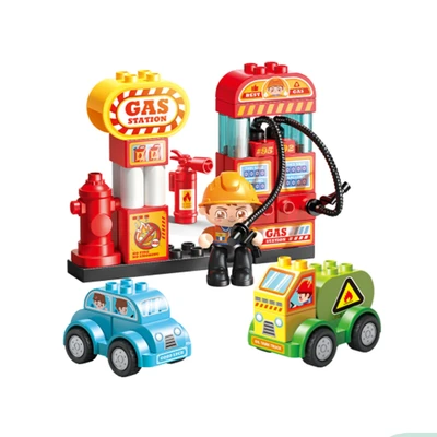 Gambar Bricks Kingdom Big Building Blocks City Series Gas Station Set 43 Pcs - Mix