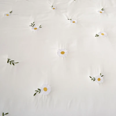 Gambar Informa 180x200 cm Set 6 pcs Seprai Microfiber King Embroidery Diasy - Putih
