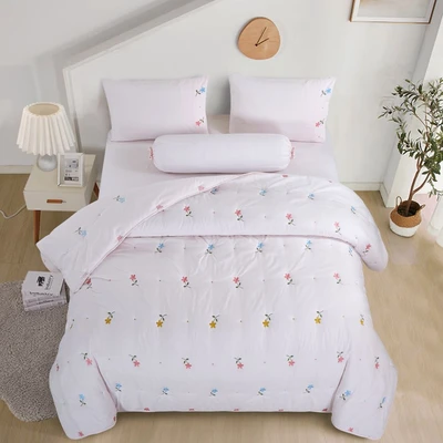 Gambar Informa 160x200 cm Set 6 pcs Seprai Microfiber Queen Embroidery Blossom - Pink