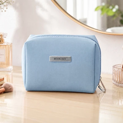 Gambar Ataru Pouch Kosmetik Dengan Kompartmen - Biru