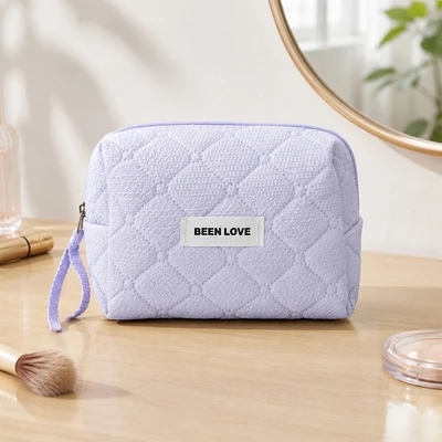 Gambar Ataru Pouch Kosmetik Quilted Square - Ungu