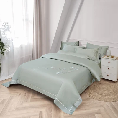 Gambar Informa 200x200 cm Set 9 pcs Seprai Super King Satin Embroidery Brielle - Hijau