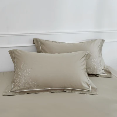 Gambar Informa 200x200 cm Set 9 pcs Seprai Super King Satin Embroidery Briana - Cokelat