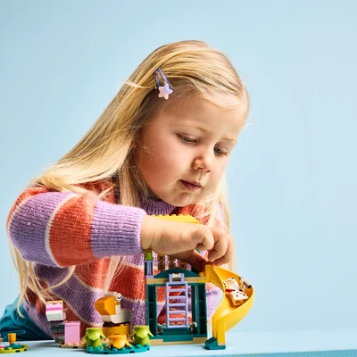 Gambar LEGO Playground Fun With Bluey & Chloe Set 104 pcs 11201 - Mix