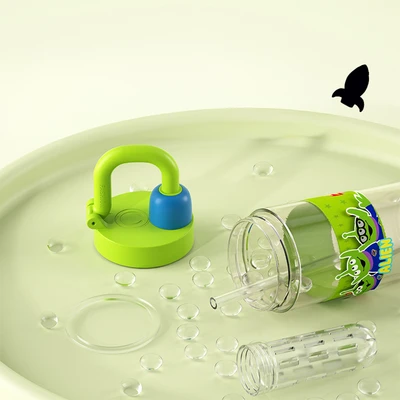Gambar Unimass Botol Minum Anak Plastik Alien 750 Ml - Hijau