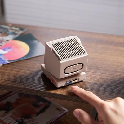 Gambar Divoom Minitoo Speaker Bluetooth Portable - Putih