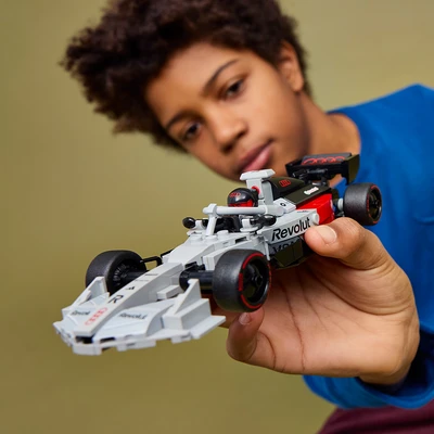 Gambar LEGO Speed Champions Audi Revolut F1 Team R26 Set 216 Pcs 77259 - Mix