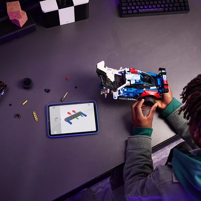 Gambar LEGO Technic Bmw M4 Gt3 Evo Race Car Set 747 Pcs 42226 - Mix