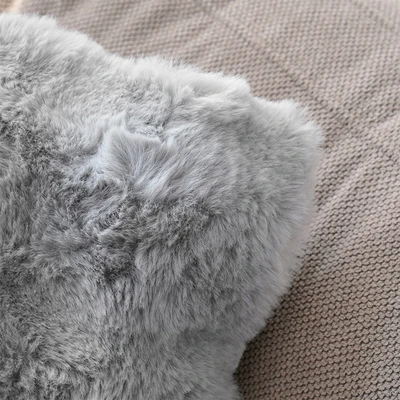 Gambar Informa Bantal Sofa Bubble Fur 45x45 cm - Abu-Abu Muda