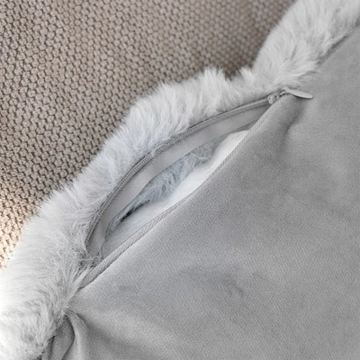 Gambar Informa Bantal Sofa Bubble Fur 45x45 cm - Abu-Abu Muda