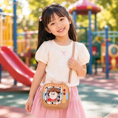 Gambar Disney Toy Story Tas Selempang Woody Pattern - Mix