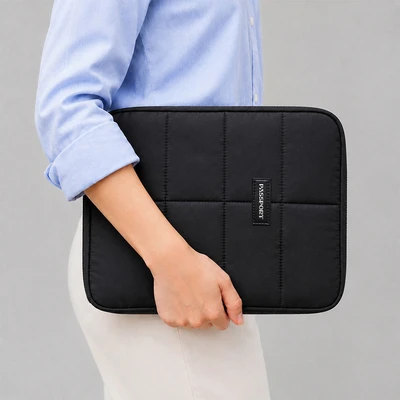 Gambar Passport Chloe Tas Tablet Polyester 11 Inch - Hitam