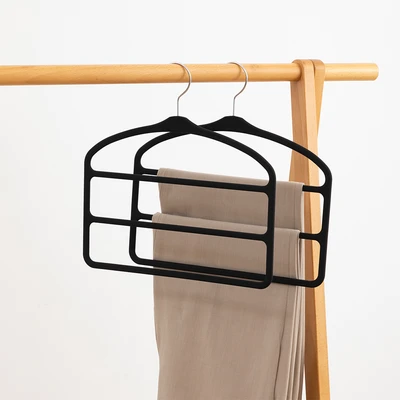 Gambar Selma Yoda Hanger Celana 3 Bars - Hitam