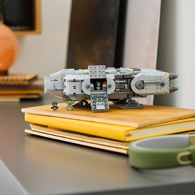 Gambar LEGO Star Wars Anzellan Starship Set 701 pcs 75445 - Abu-Abu