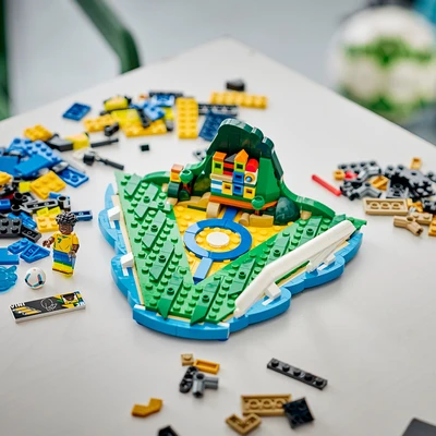 Gambar LEGO Editions Soccer Highlights Vini Jr Set 510 pcs 43027 - Mix