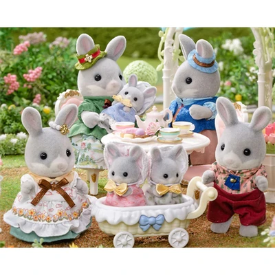 Gambar Sylvanian Families Set Boneka Cottontail Rabbit Family Celebration 5863 - Mix