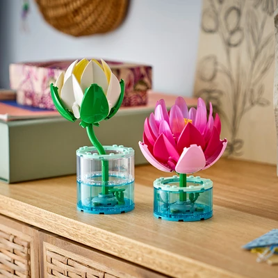 Gambar LEGO Botanicals Waters Lilies Set 259 pcs 11511 - Mix